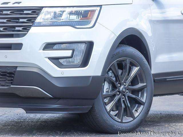 Ford Explorer 2017 photo 2